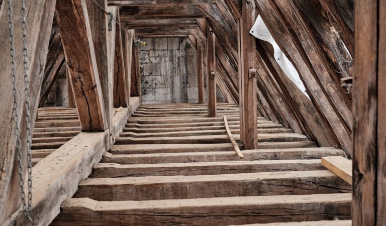 © Myr Murtatet