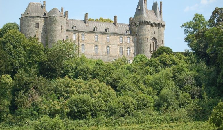 © Château de Montmuran